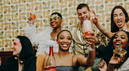 16 Crowd-Favourite Party Cocktails for Hosting Like a Pro